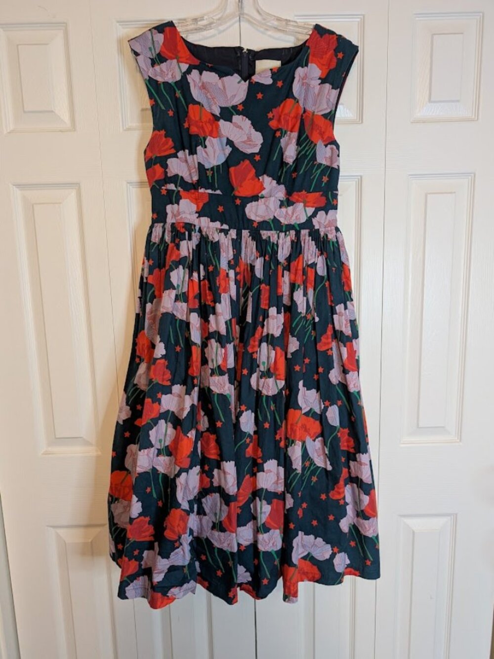 ModCloth Fit and Flare Floral Midi Dress in "Tulips" - Size Large - POCKETS! - Picture 2 of 7